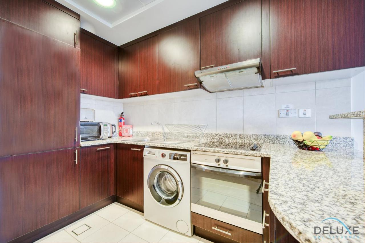 Calm Studio At Sky Gardens Difc By Deluxe Holiday Homes Dubai Buitenkant foto